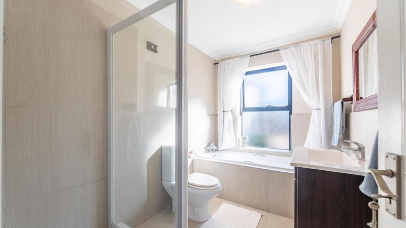 3 Bedroom Property for Sale in Atlantic Beach Golf Estate Western Cape